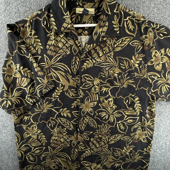 Tommy Bahama All Silk Floral Black Green Short Sleeve Camp Shirt Loop Collar Med - Picture 2 of 13